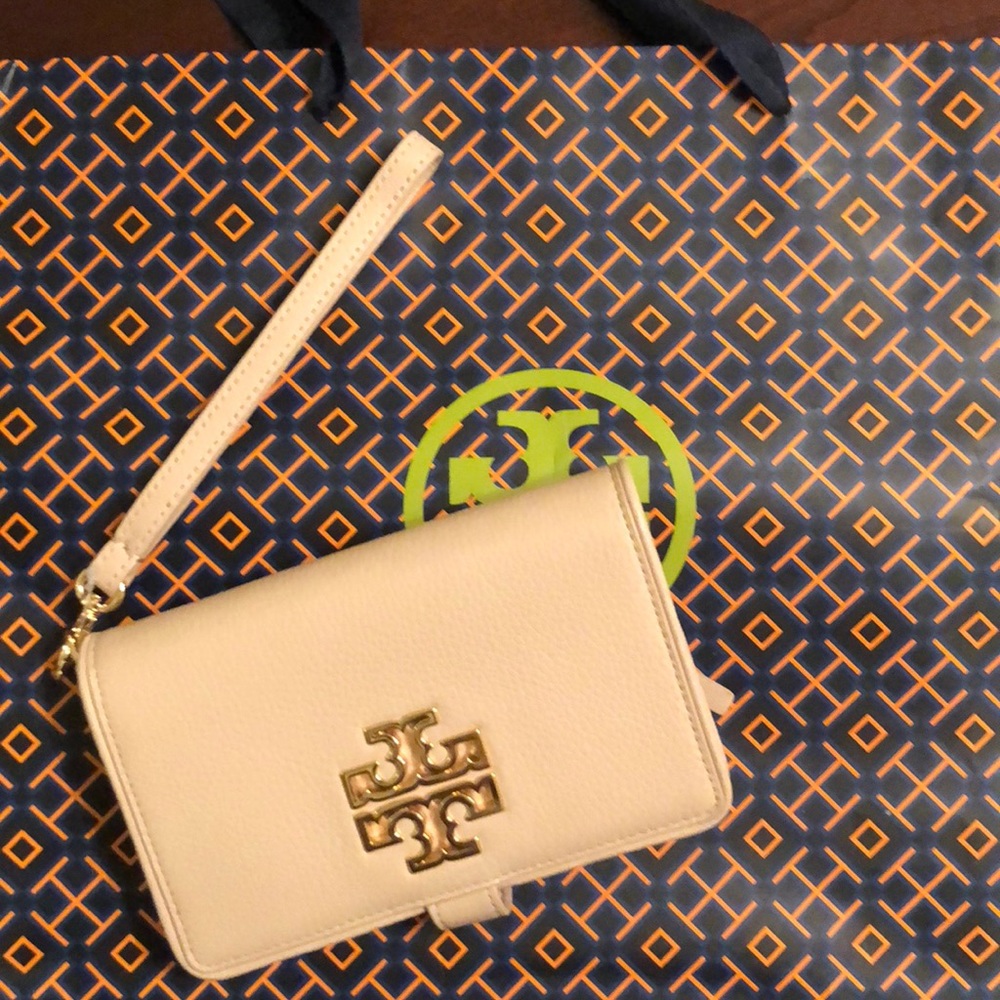 Tory Burch Britten Smart Phone Wallet